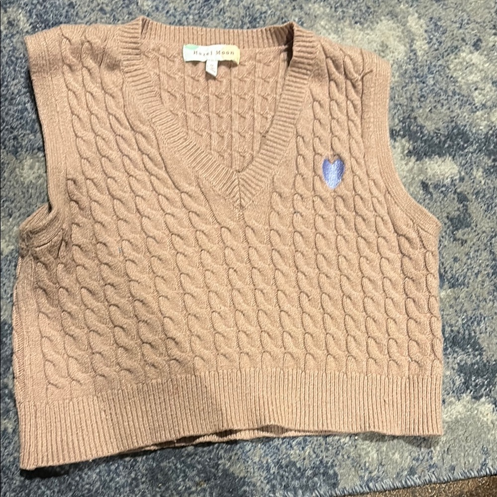Heart Embroidered Cable Knit Vest - Tan